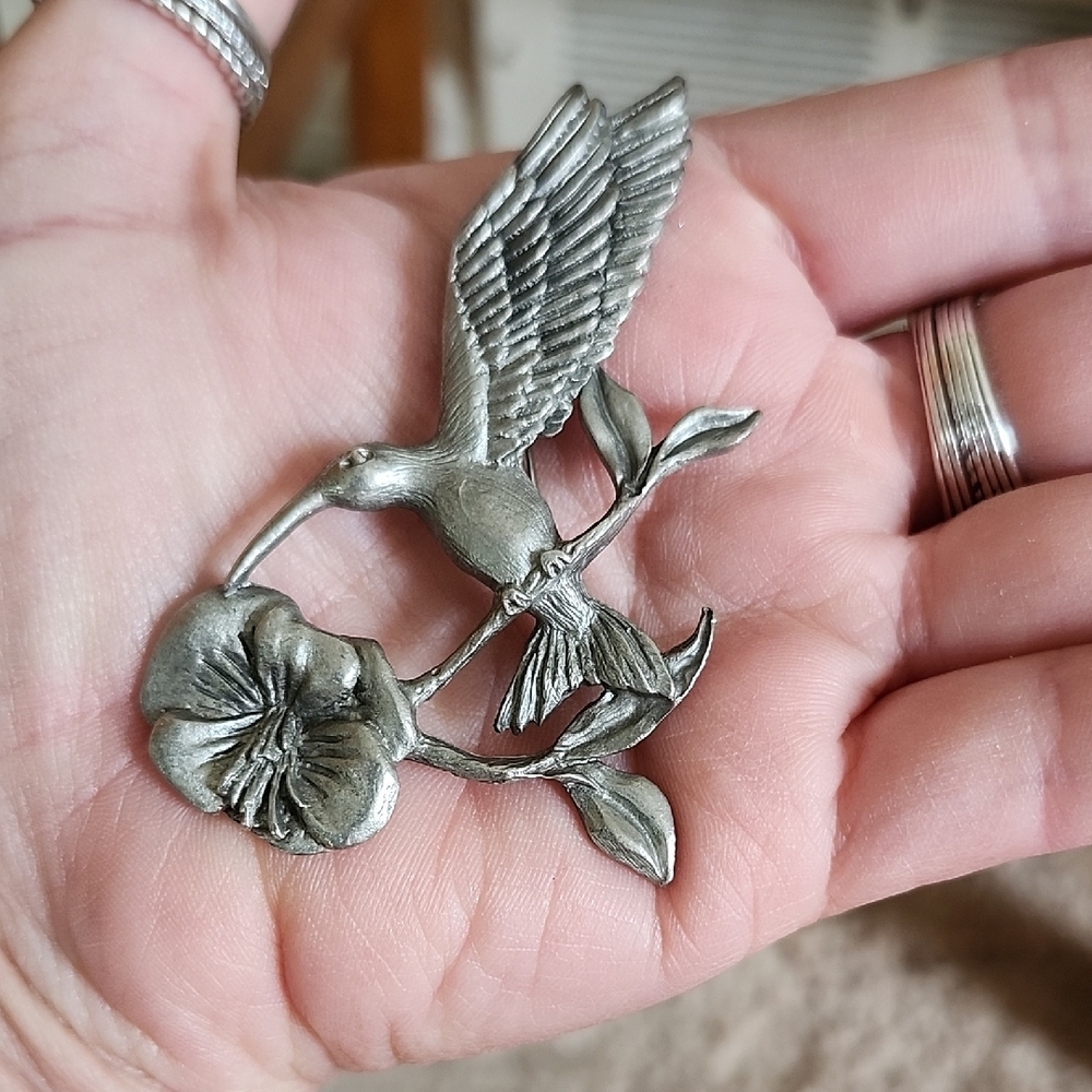 Beautiful Vintage Silver Hummingbird Brooch Pin Signed Spoon Pewter Matte Finish
